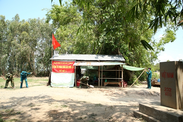  Đồng Tháp kiểm soát chặt biên giới 